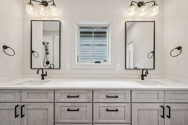 2822 Kobuk Drive, Columbus, OH 43228