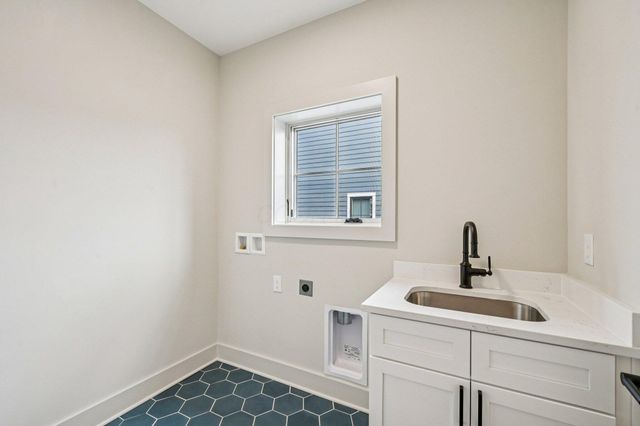 2822 Kobuk Drive, Columbus, OH 43228