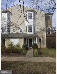 11701 SCOOTER LN #192, Fairfax, VA 22030