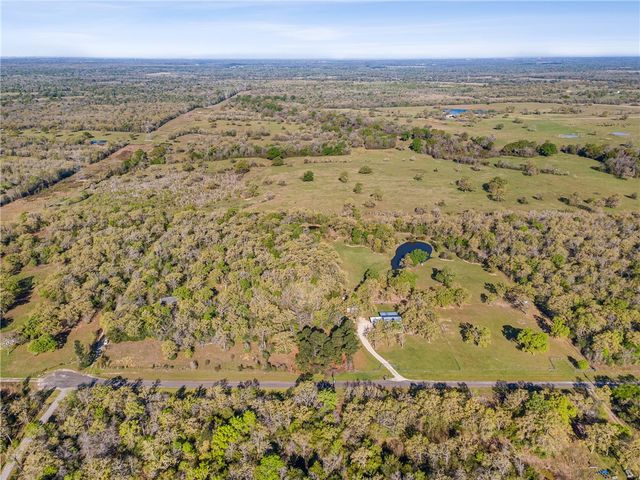 15409 Piney Oaks Lane, Iola, TX 77861