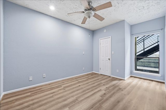 1013 Chestnut ST B1, San Marcos, TX 78666