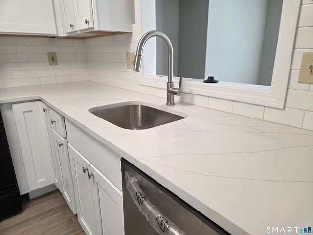 1159 Highland Avenue 34B, Waterbury, CT 06708