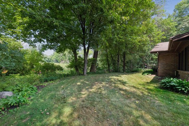 1254 Archer Lane N, Plymouth, MN 55447