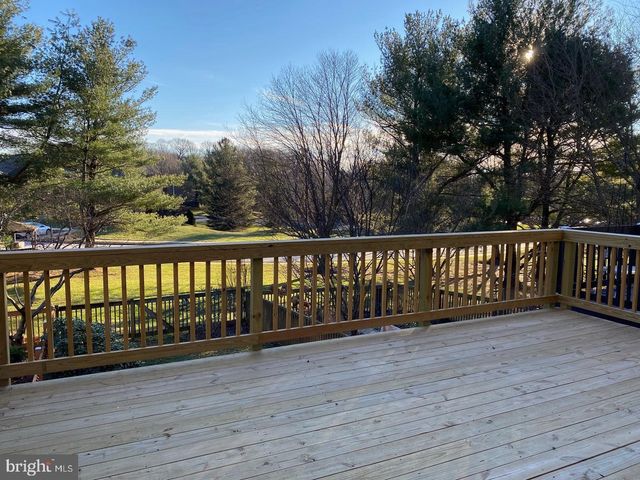 13 DICKENS SQ, Lutherville Timonium, MD 21093