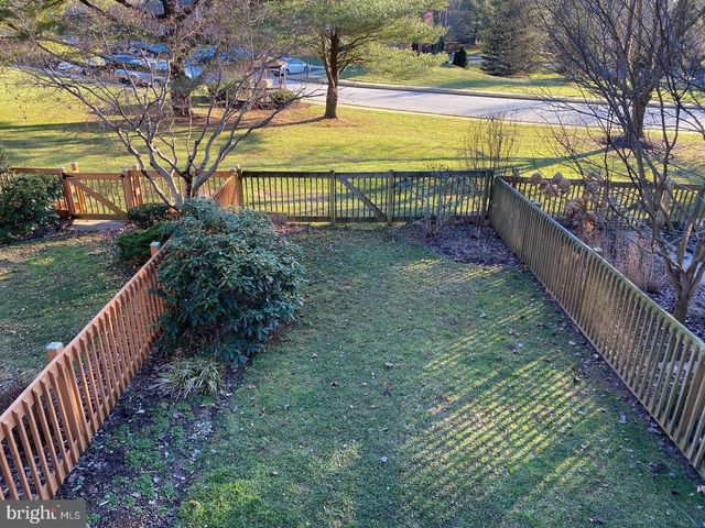 13 DICKENS SQ, Lutherville Timonium, MD 21093