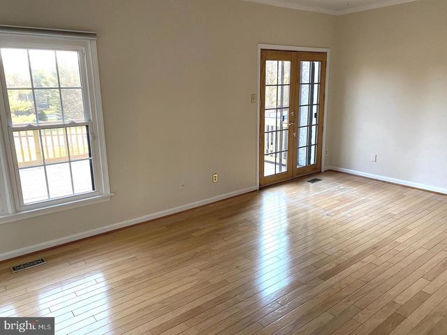 13 DICKENS SQ, Lutherville Timonium, MD 21093