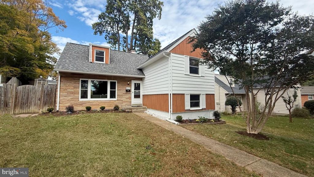 4605 IRIS ST, Rockville, MD 20853