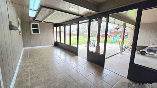 5333 Port Hudson Dr, Baton Rouge, LA 70817