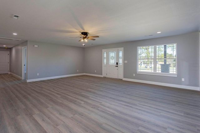 388 Edgewater Avenue, Dayton, TN 37321