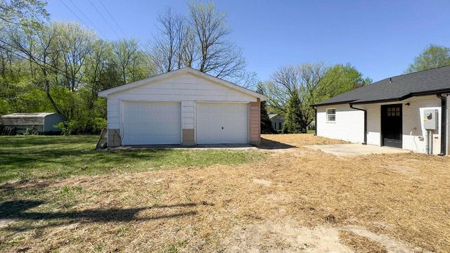 388 Edgewater Avenue, Dayton, TN 37321