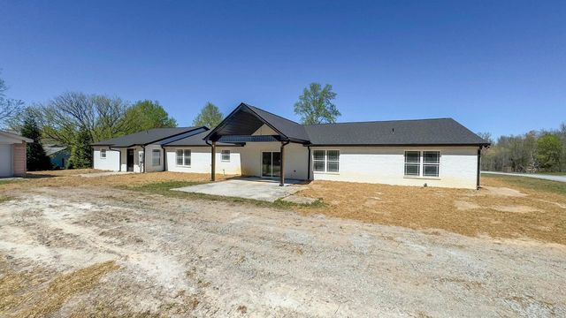 388 Edgewater Avenue, Dayton, TN 37321