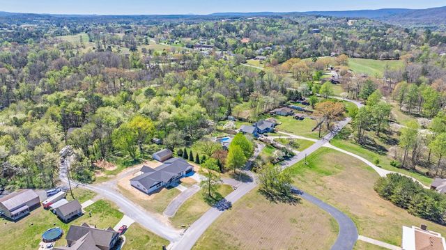 388 Edgewater Avenue, Dayton, TN 37321