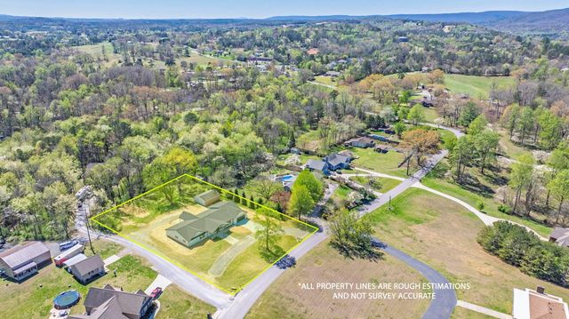 388 Edgewater Avenue, Dayton, TN 37321