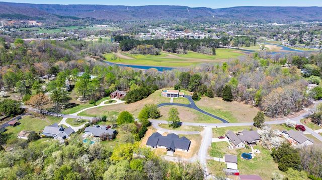 388 Edgewater Avenue, Dayton, TN 37321