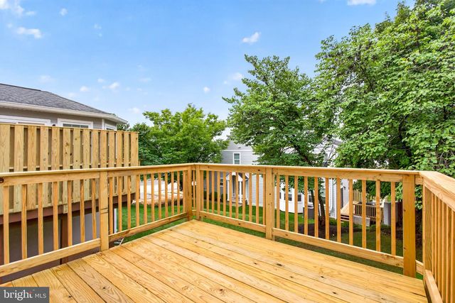 102 ASHLEY WAY, Plymouth Meeting, PA 19462