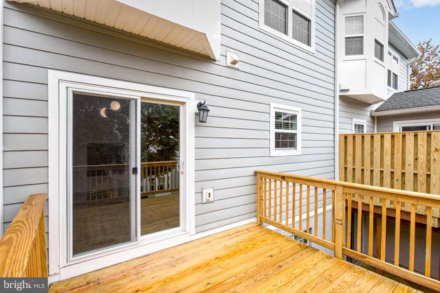 102 ASHLEY WAY, Plymouth Meeting, PA 19462