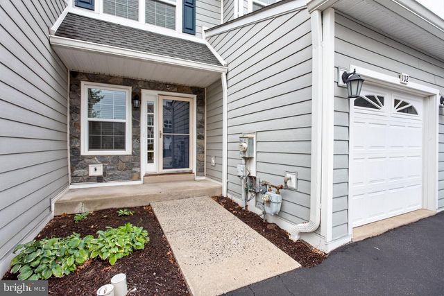 102 ASHLEY WAY, Plymouth Meeting, PA 19462