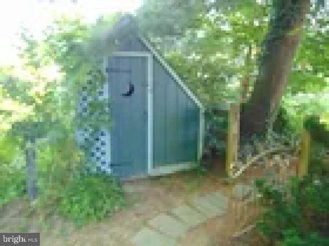 4846 LONDONDERRY RD, Harrisburg, PA 17109