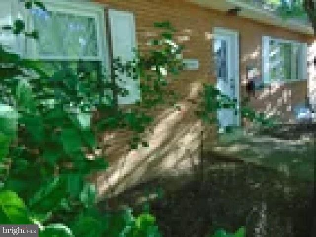4846 LONDONDERRY RD, Harrisburg, PA 17109