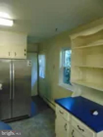 4846 LONDONDERRY RD, Harrisburg, PA 17109