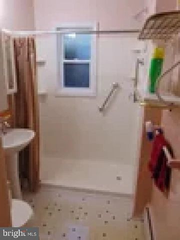 4846 LONDONDERRY RD, Harrisburg, PA 17109