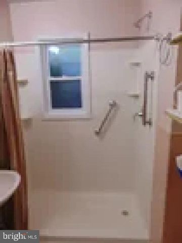 4846 LONDONDERRY RD, Harrisburg, PA 17109