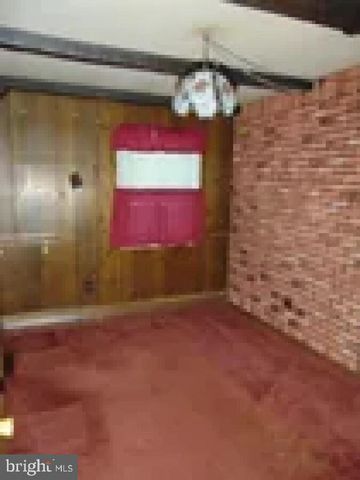 4846 LONDONDERRY RD, Harrisburg, PA 17109