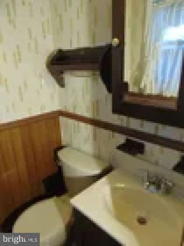 4846 LONDONDERRY RD, Harrisburg, PA 17109