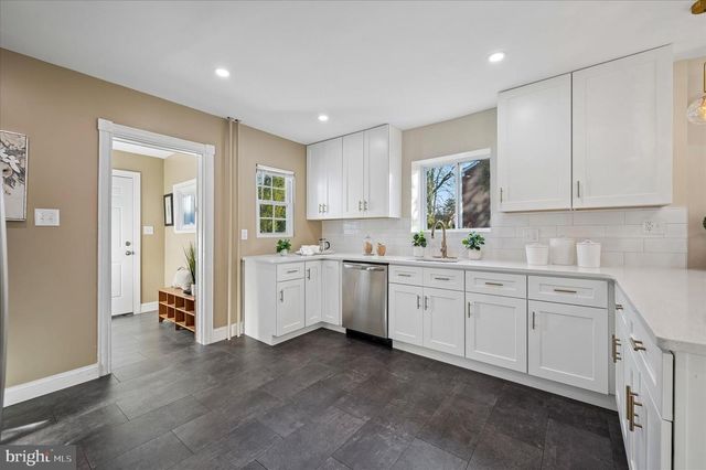 801 ARDMORE AVE, Ardmore, PA 19003