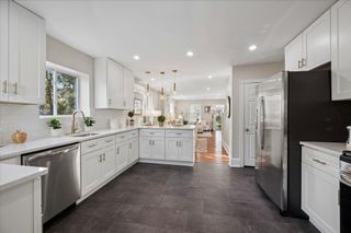 801 ARDMORE AVE, Ardmore, PA 19003