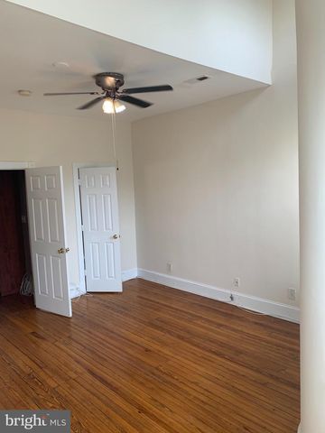 15 SEATON PL NW #1, Washington, DC 20001