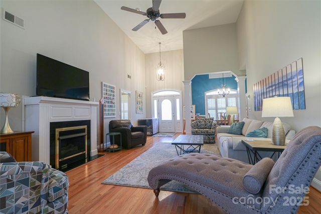 406 Spyglass Hill Place, Salisbury, NC 28144