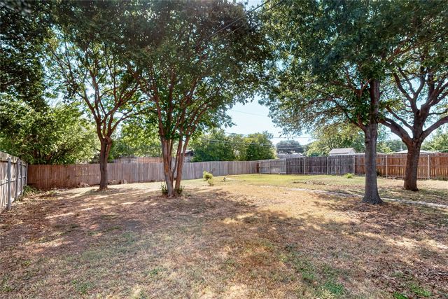 6617 Whitley Road, Watauga, TX 76148