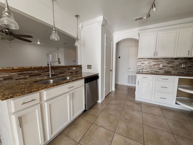 3806 Fieldcrest DR, Killeen, TX 76549