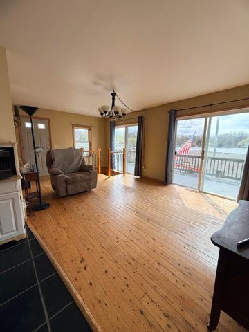 1413 Laurabelle Drive, Johnstown Twp, MI 49017
