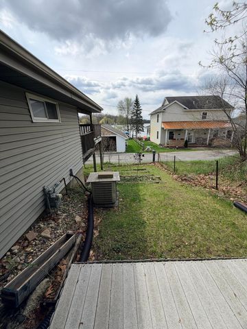 1413 Laurabelle Drive, Johnstown Twp, MI 49017