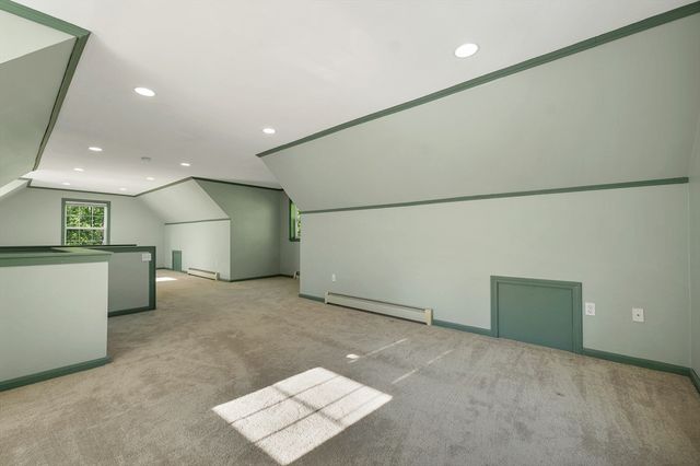 29 Lawrence Road, Salem, NH 03079