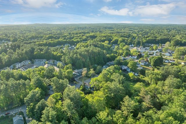29 Lawrence Road, Salem, NH 03079