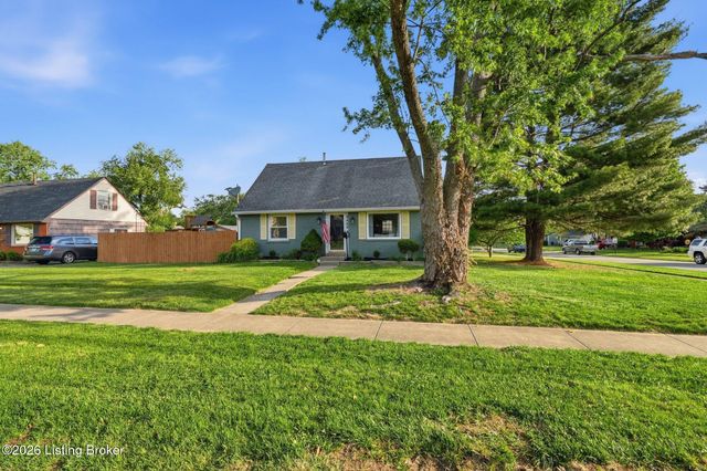 9409 Sue Helen Dr, Louisville, KY 40299