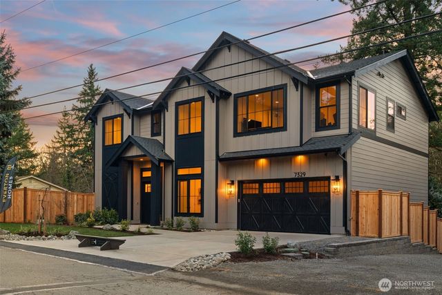 7329 151st Avenue NE, Redmond, WA 98052