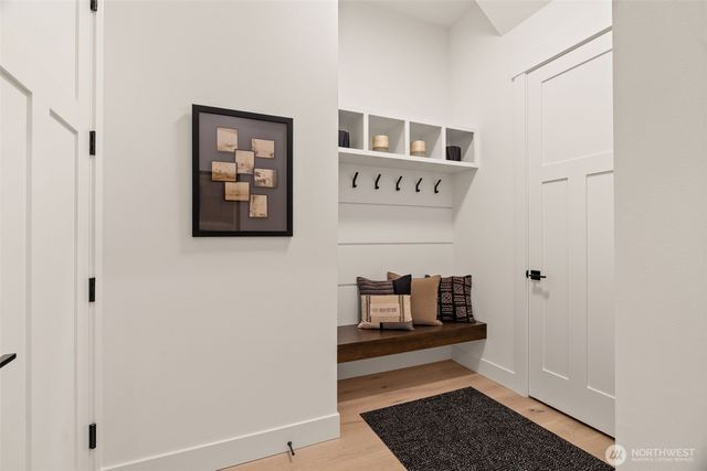 7329 151st Avenue NE, Redmond, WA 98052