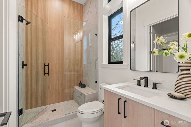 7329 151st Avenue NE, Redmond, WA 98052