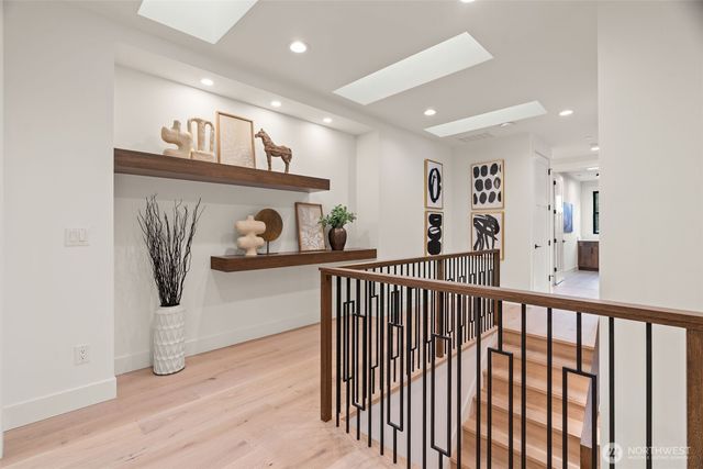 7329 151st Avenue NE, Redmond, WA 98052