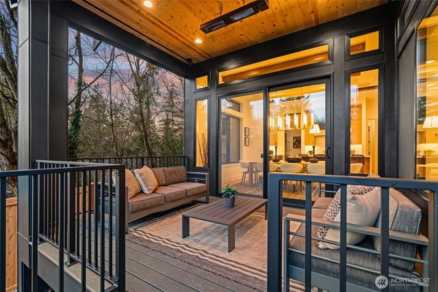 7329 151st Avenue NE, Redmond, WA 98052