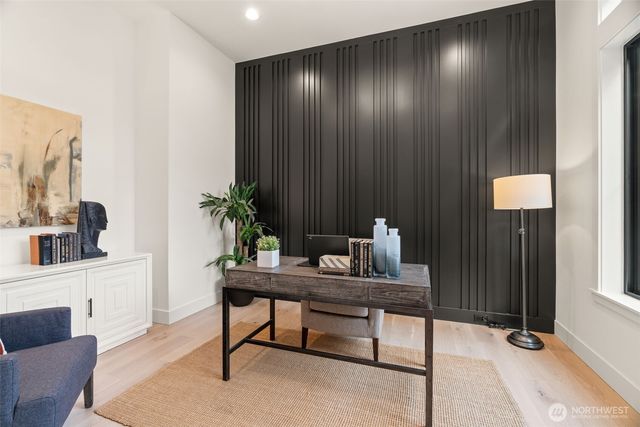 7329 151st Avenue NE, Redmond, WA 98052