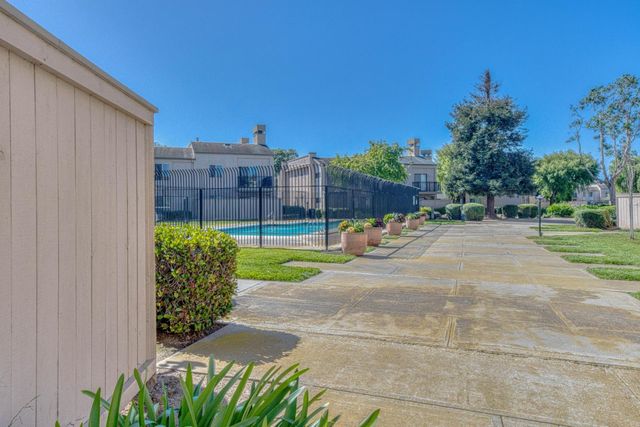2442 N Main Street A, Salinas, CA 93906