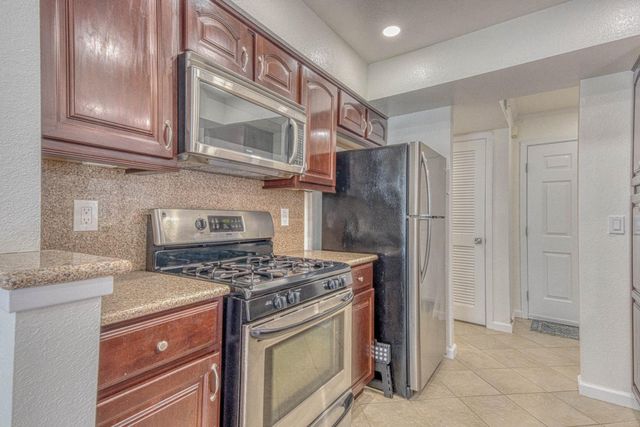 2442 N Main Street A, Salinas, CA 93906