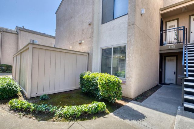 2442 N Main Street A, Salinas, CA 93906