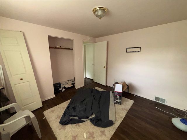7980 Aber Rd, Penn Hills, PA 15147