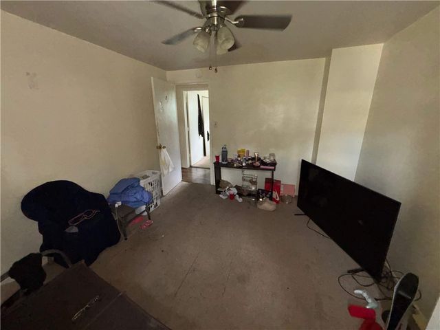 7980 Aber Rd, Penn Hills, PA 15147